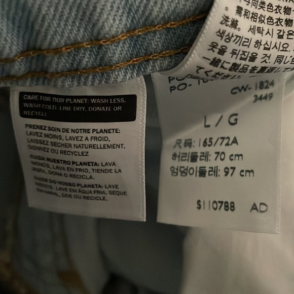 Levi’s NWT vintage light wash denim shorts overalls - Picture 5 of 5